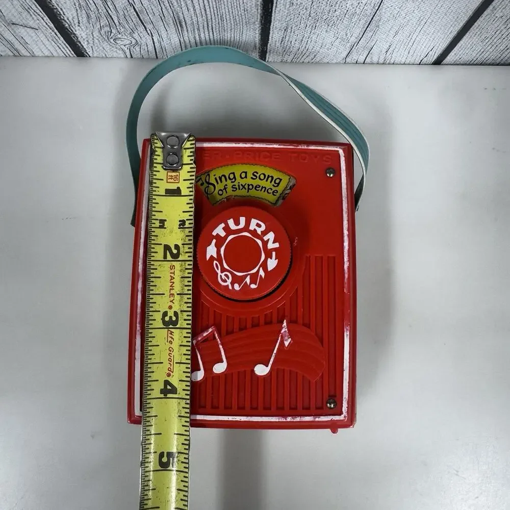 VTG Fisher-Price Pocket Radio Music Box Sing a Song of Sixpence 1967 Wind Up